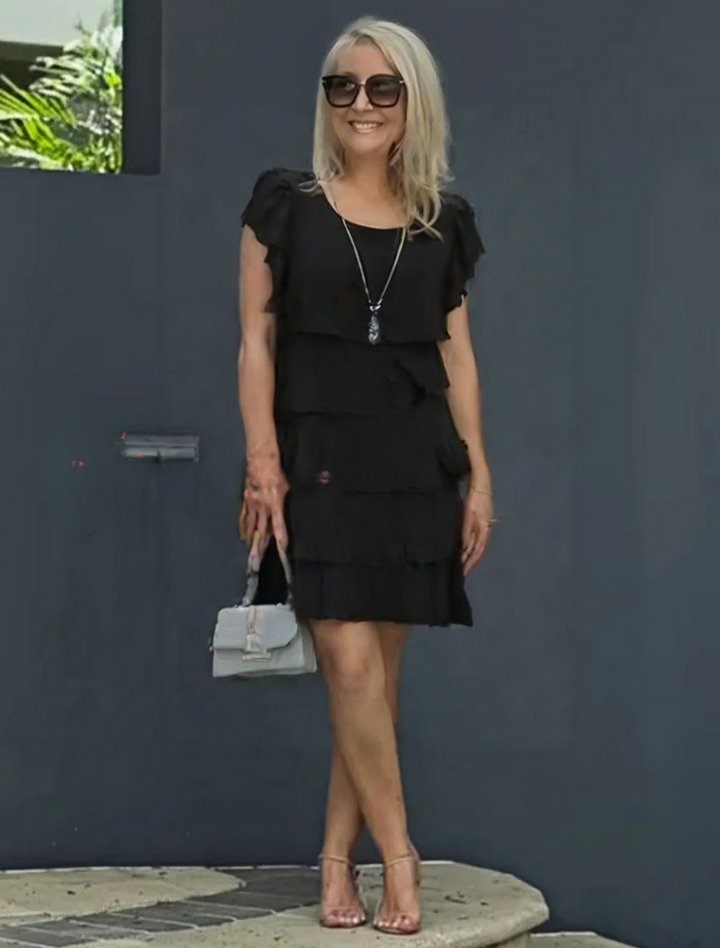 SELA | Elegant Sommarklänning för en Flattering Silhuett