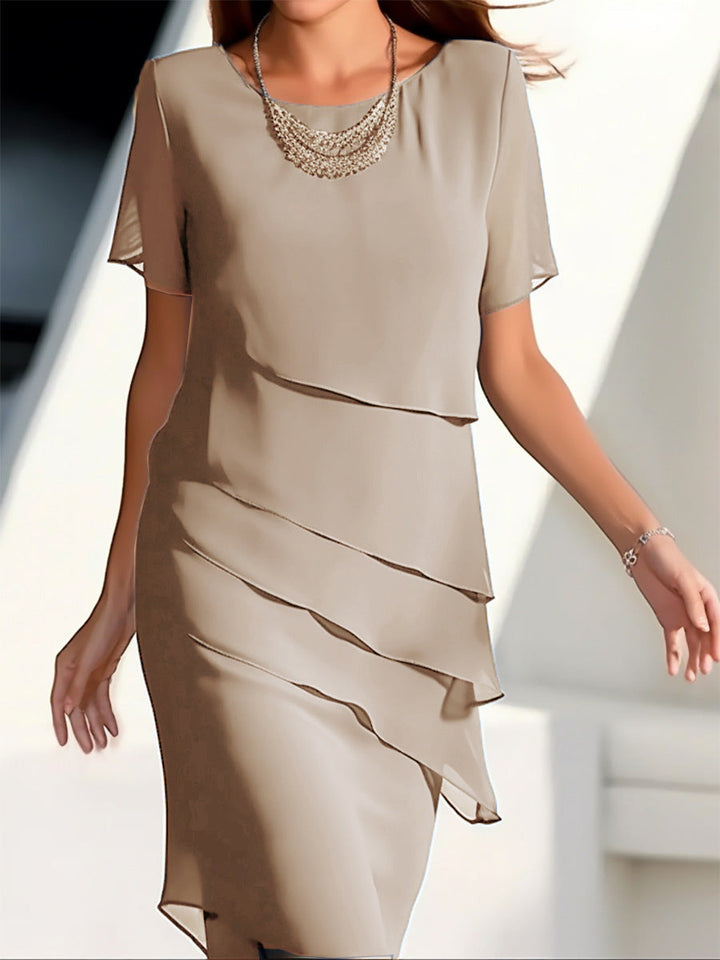 AURORE | Elegant Klänning med Magen Täckande Design