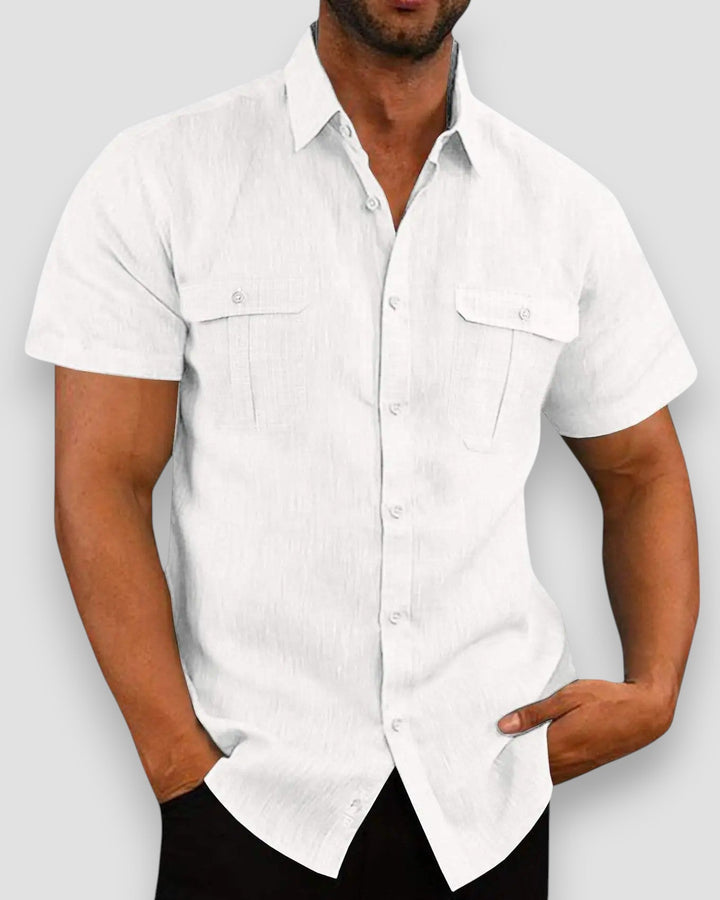 "Kasper™ | Kortärmad Skjorta" can be rewritten as "Kasper™ | T-shirt med kort ärm".
